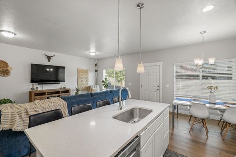 Tiny photo for 468 E LONDON WAY, Clearfield, UT 84015 (MLS # 2169007)
