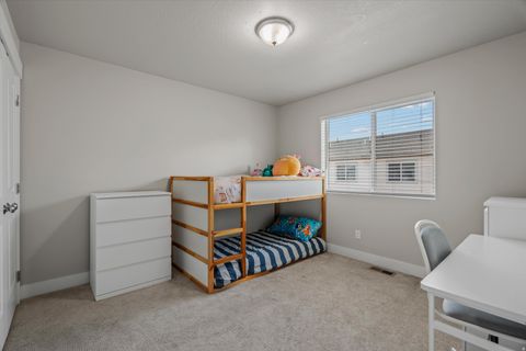 Tiny photo for 468 E LONDON WAY, Clearfield, UT 84015 (MLS # 2169007)