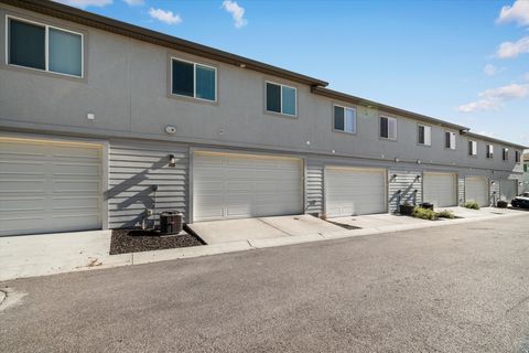 Tiny photo for 468 E LONDON WAY, Clearfield, UT 84015 (MLS # 2169007)