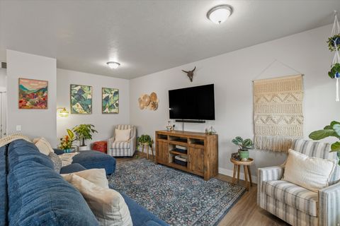 Tiny photo for 468 E LONDON WAY, Clearfield, UT 84015 (MLS # 2169007)