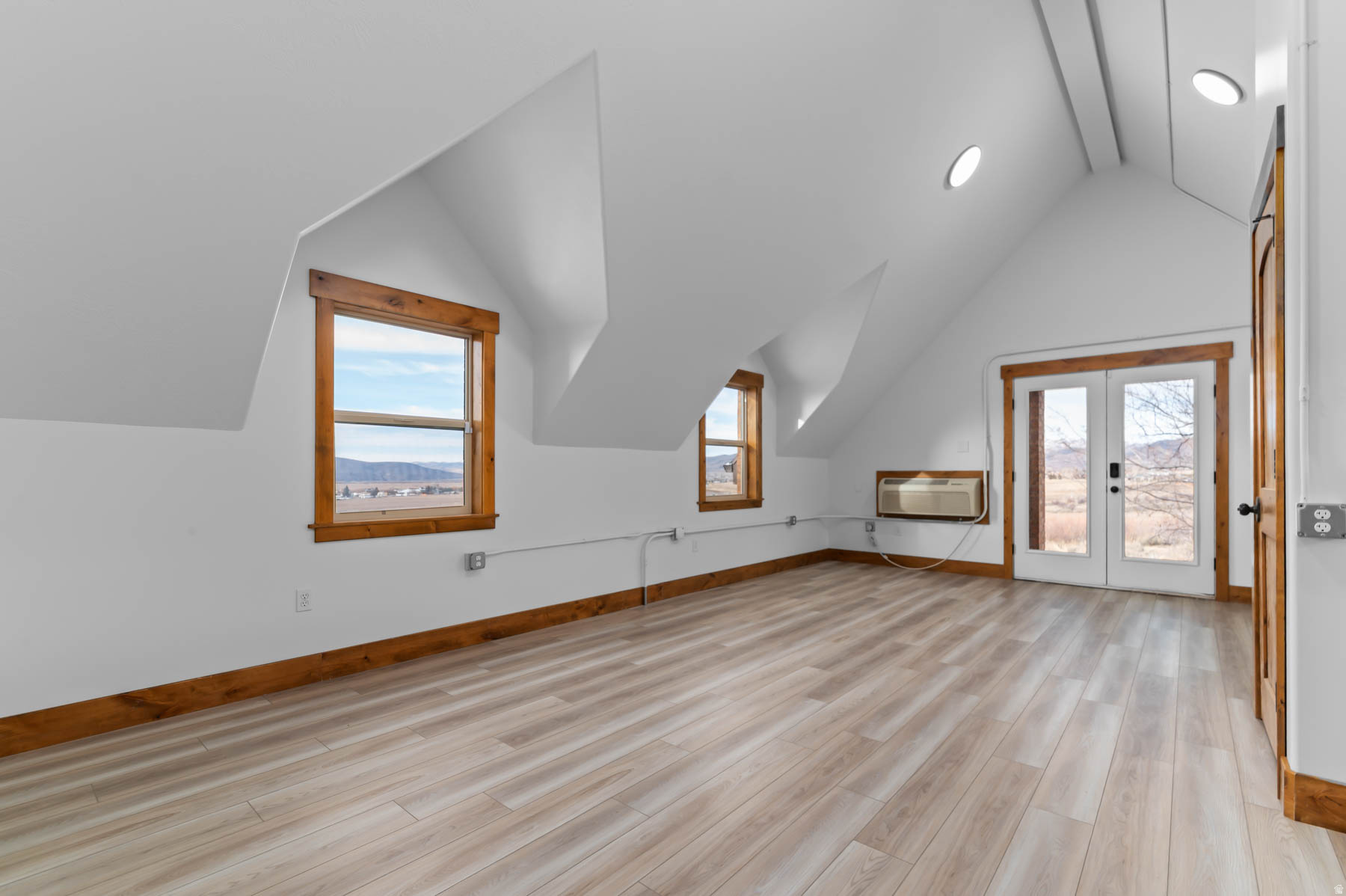 JOHN SIMMONS SUB - Residential