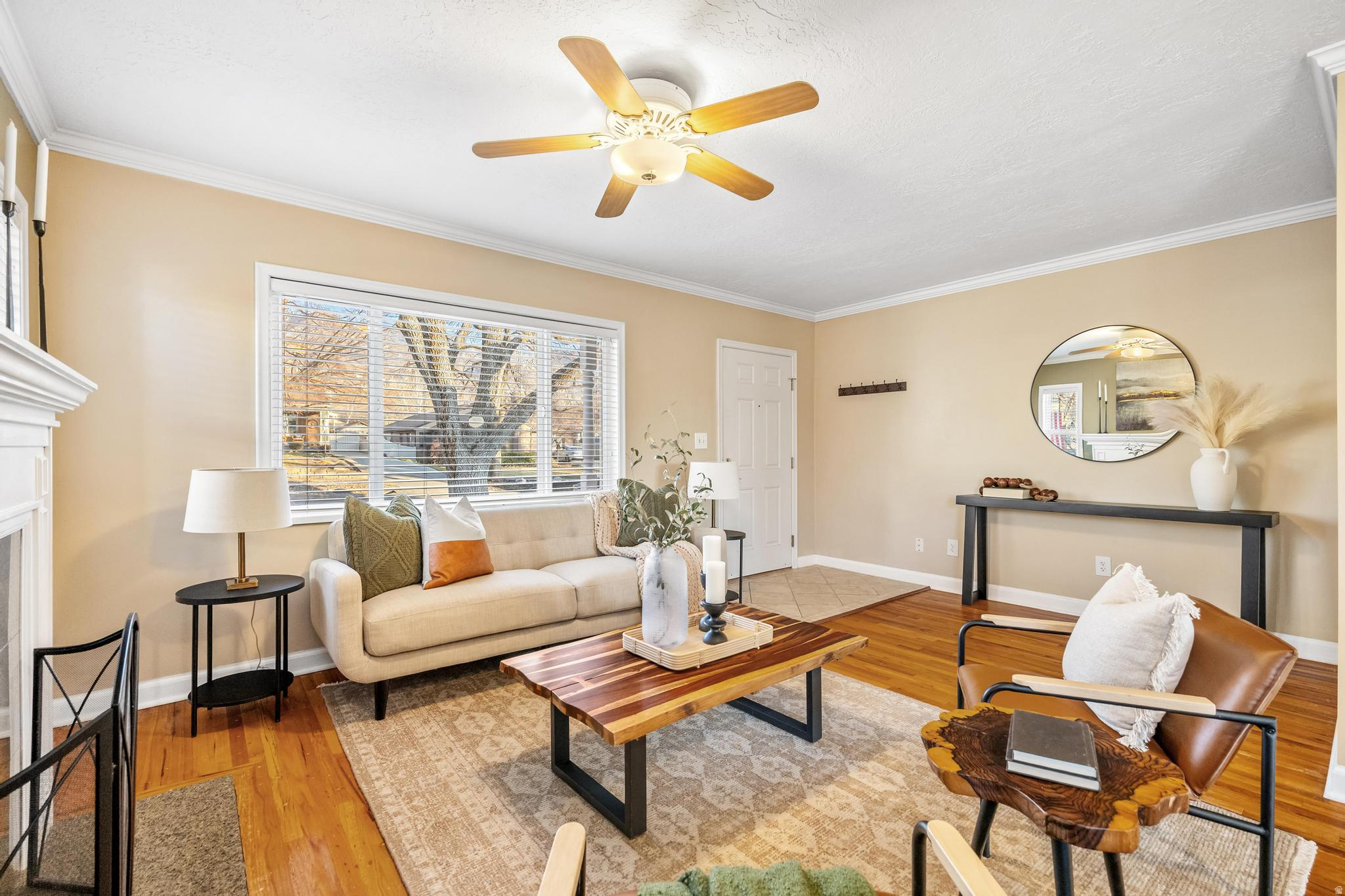 LAURELHURST - Residential