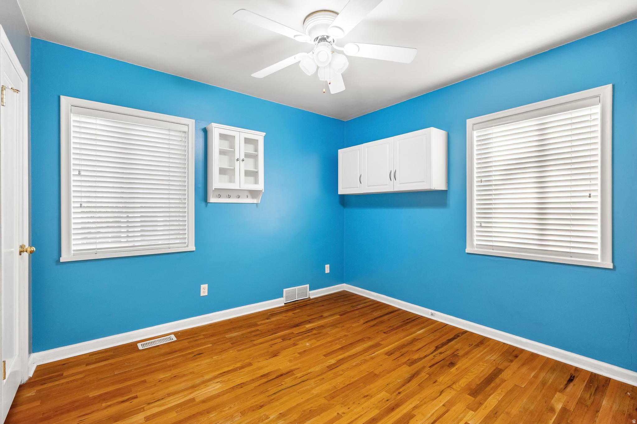 LAURELHURST - Residential