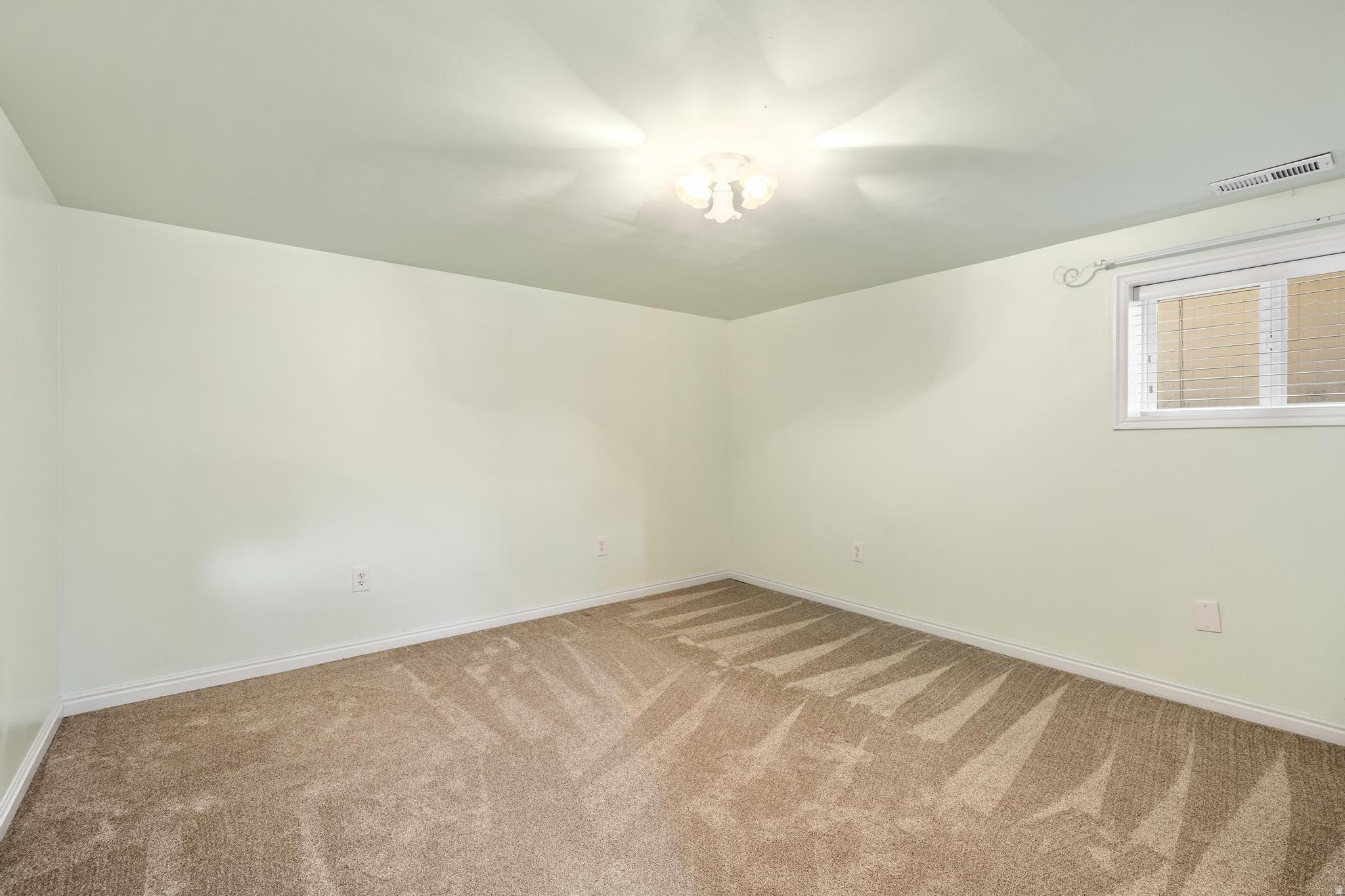 LAURELHURST - Residential