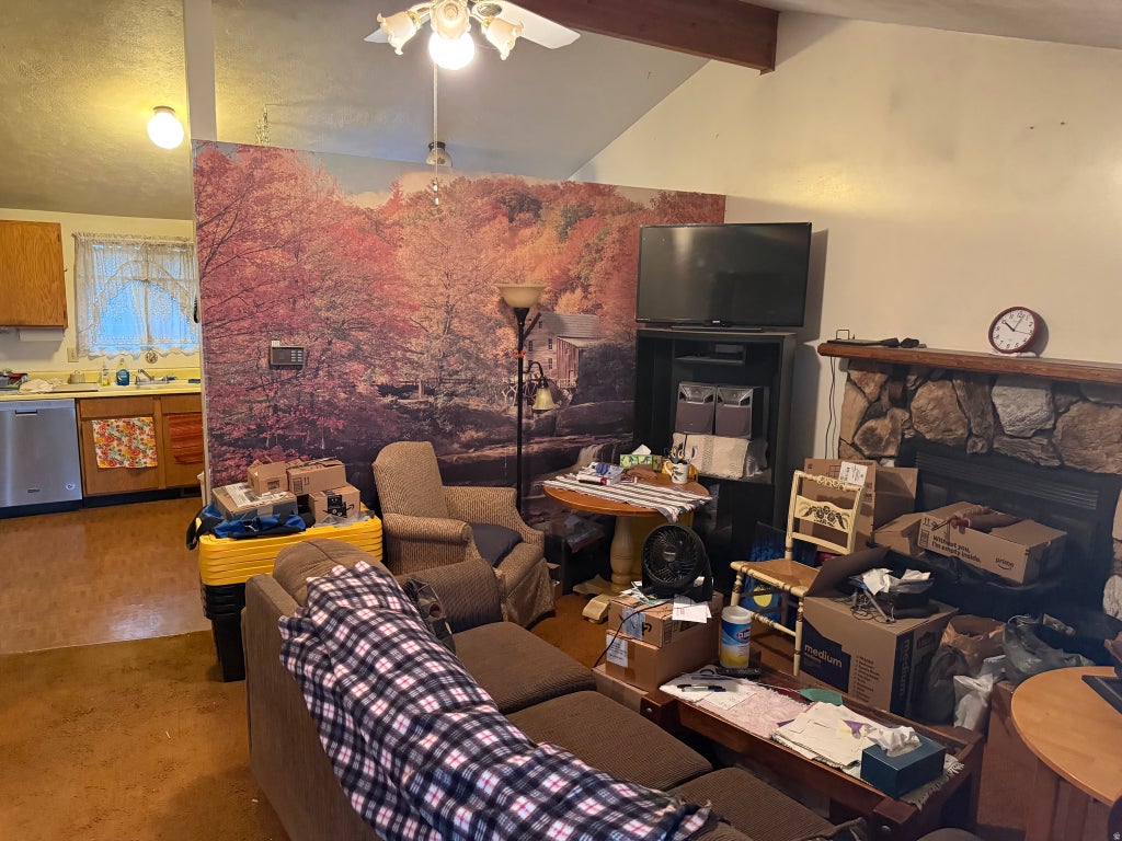 Photo of 3703 S SHOTGUN CIR, Magna, UT 84044 (MLS # 2182661)