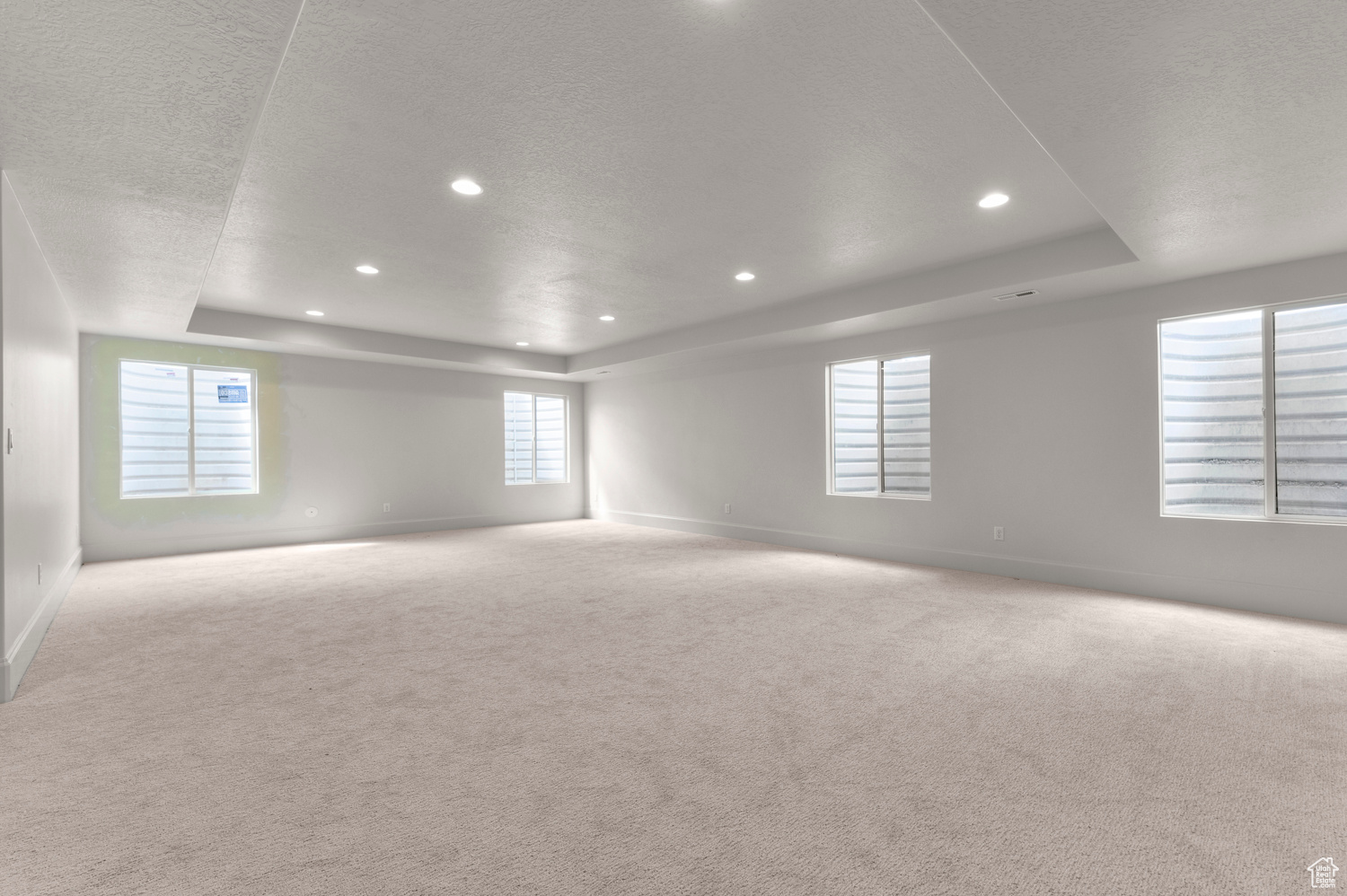 BIG WILLOW CREEK EST 329 - Residential