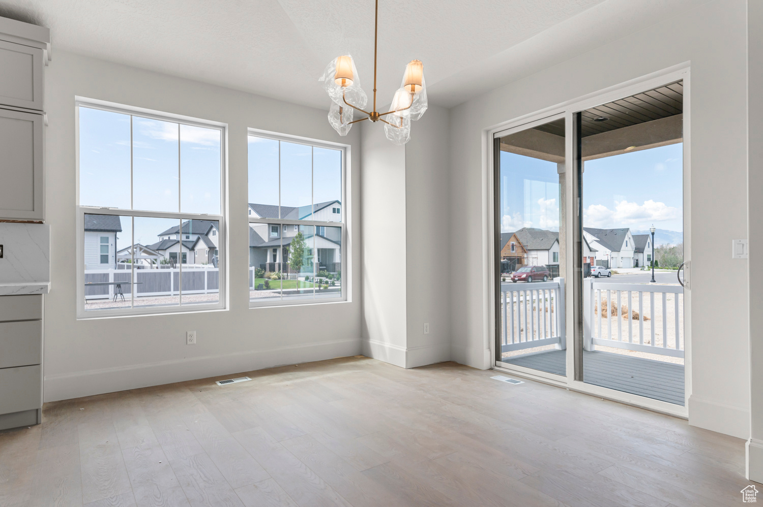 BIG WILLOW CREEK EST 329 - Residential