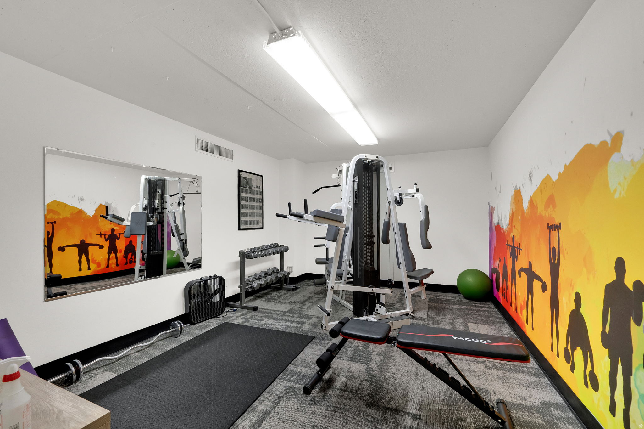 ZIONS SUMMIT CONDM - Residential