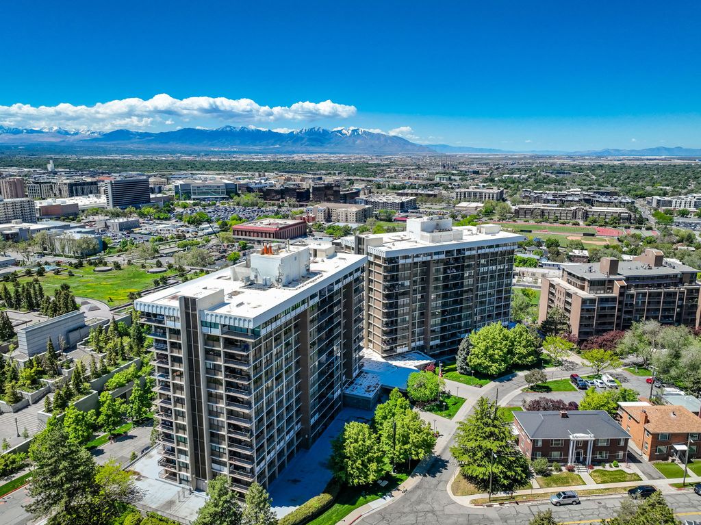 Photo of 241 N VINE ST #1204W, Salt Lake City, UT 84103 (MLS # 2143619)