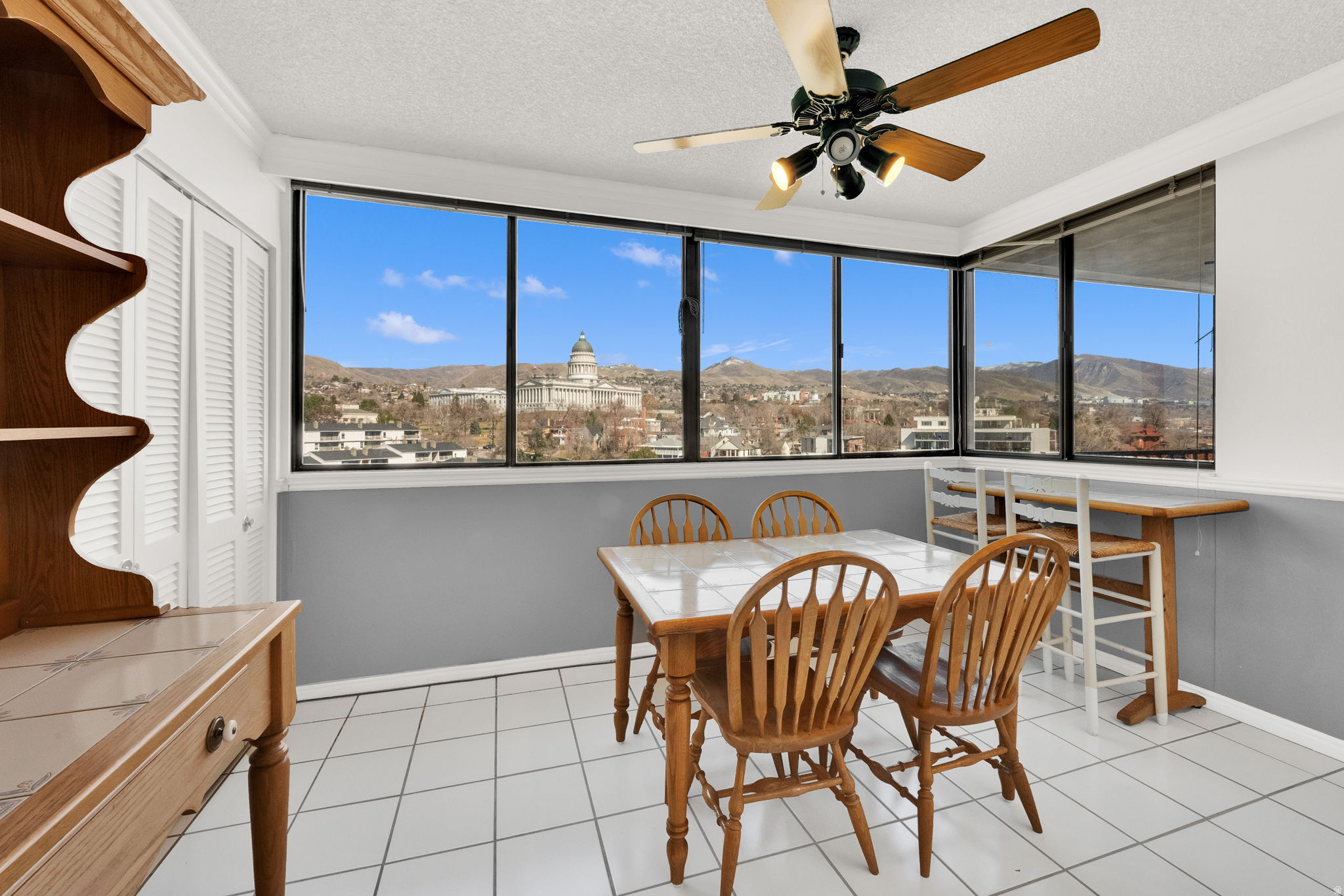 ZIONS SUMMIT CONDM - Residential