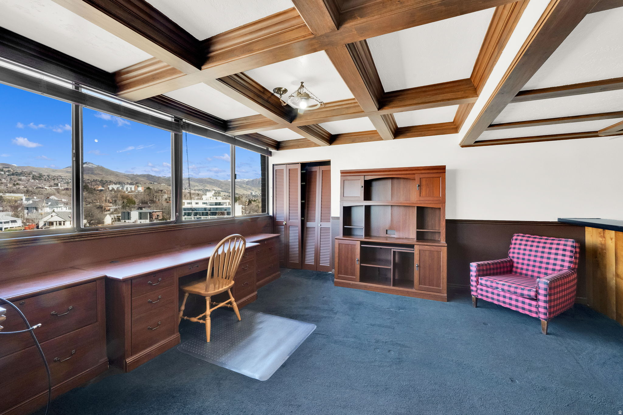 ZIONS SUMMIT CONDM - Residential