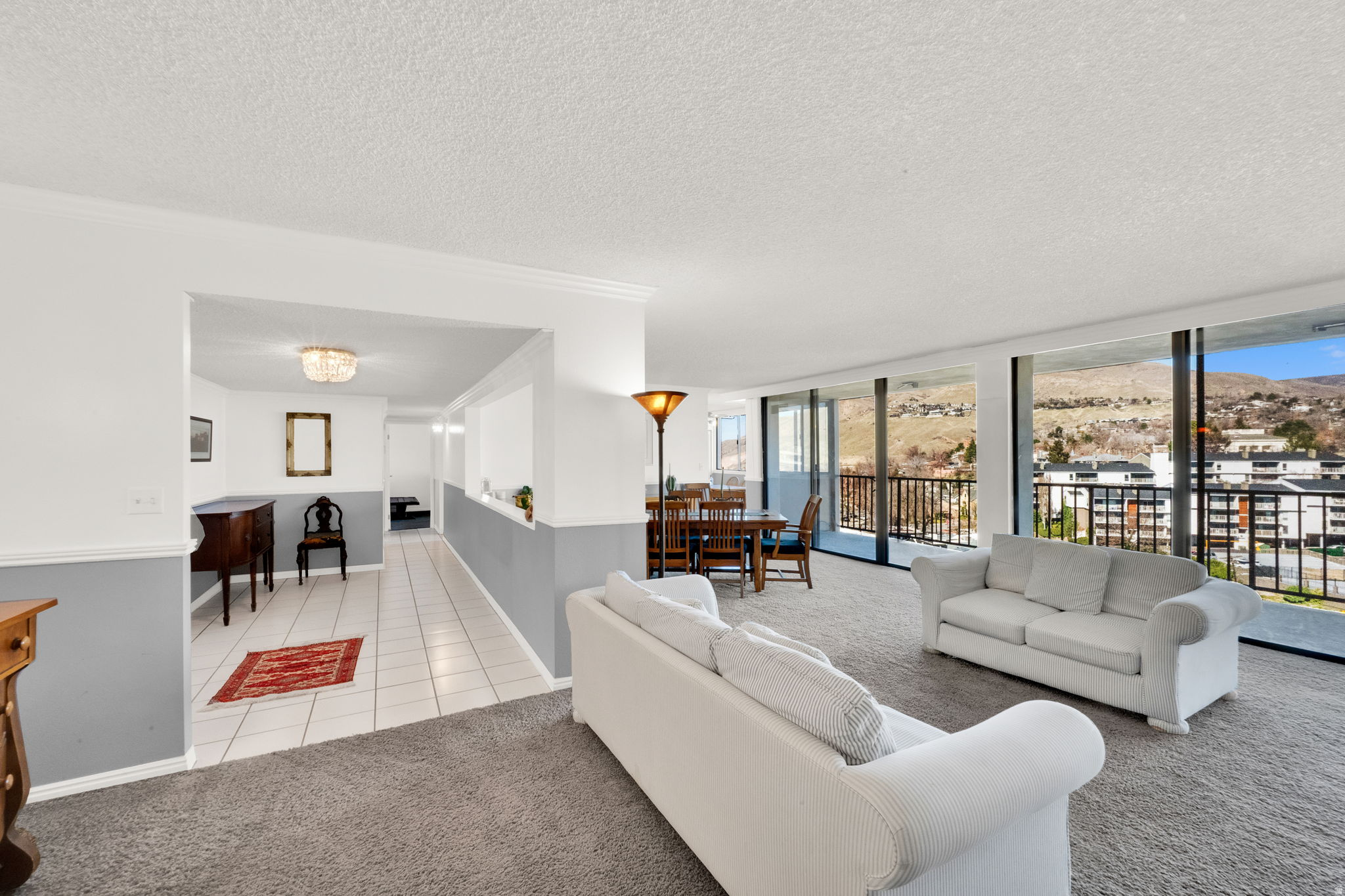 ZIONS SUMMIT CONDM - Residential