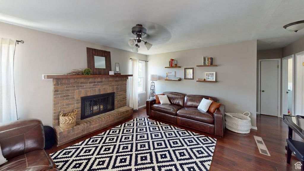 Photo of 540 E 990 N, Pleasant Grove, UT 84062 (MLS # 2118398)