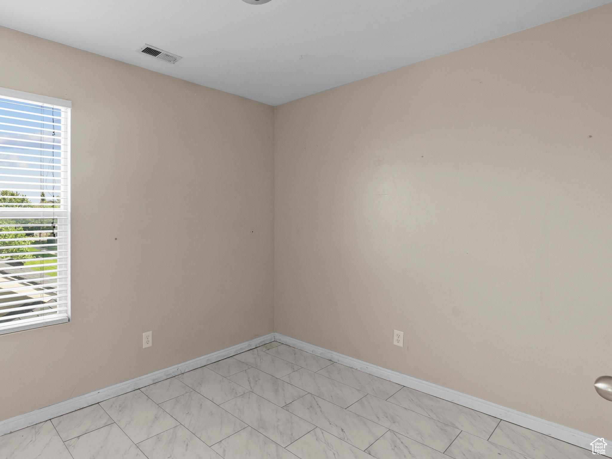 KENNECOTT - Residential