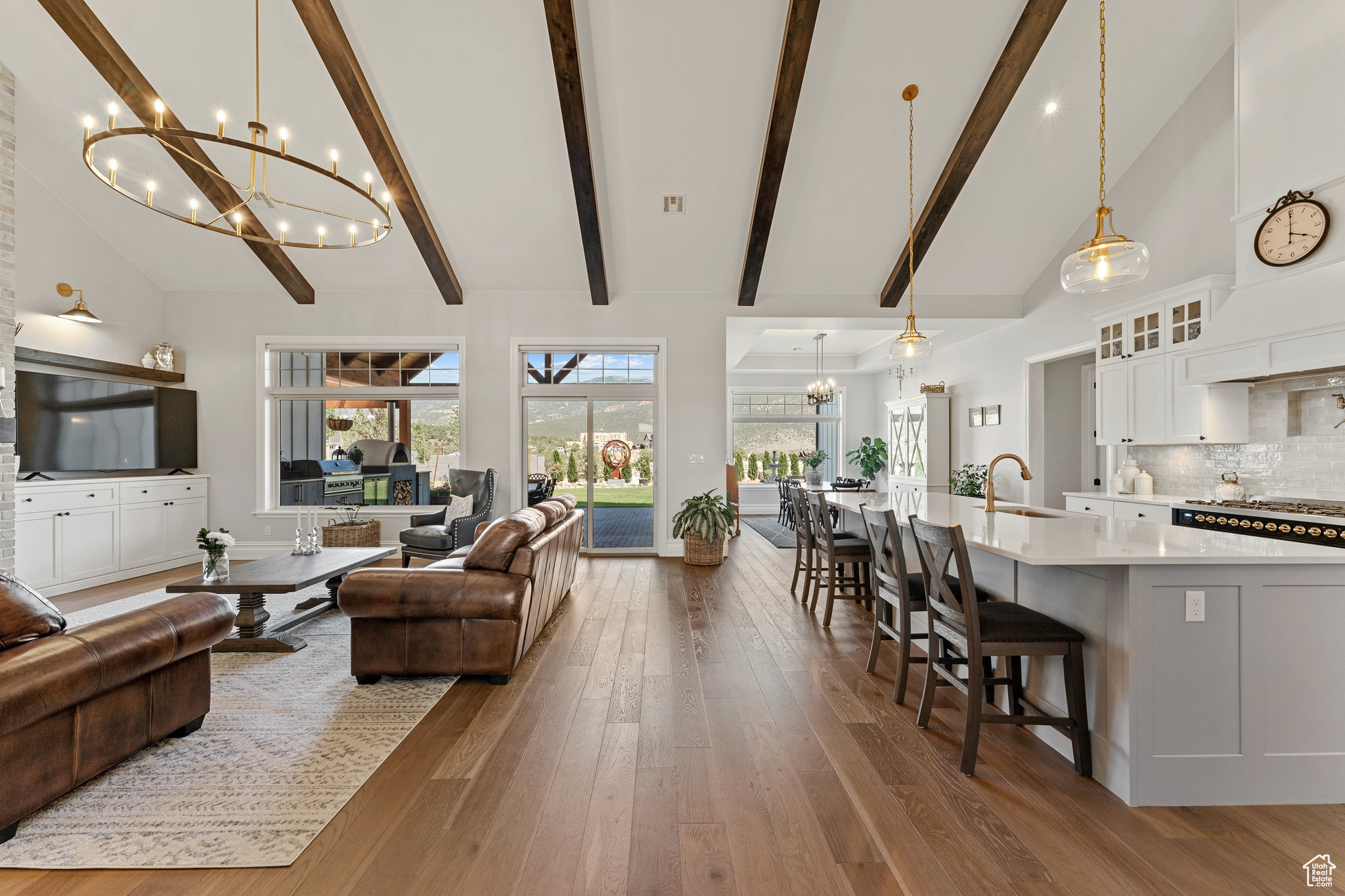 SADDLEBACK RIDGE - Residential