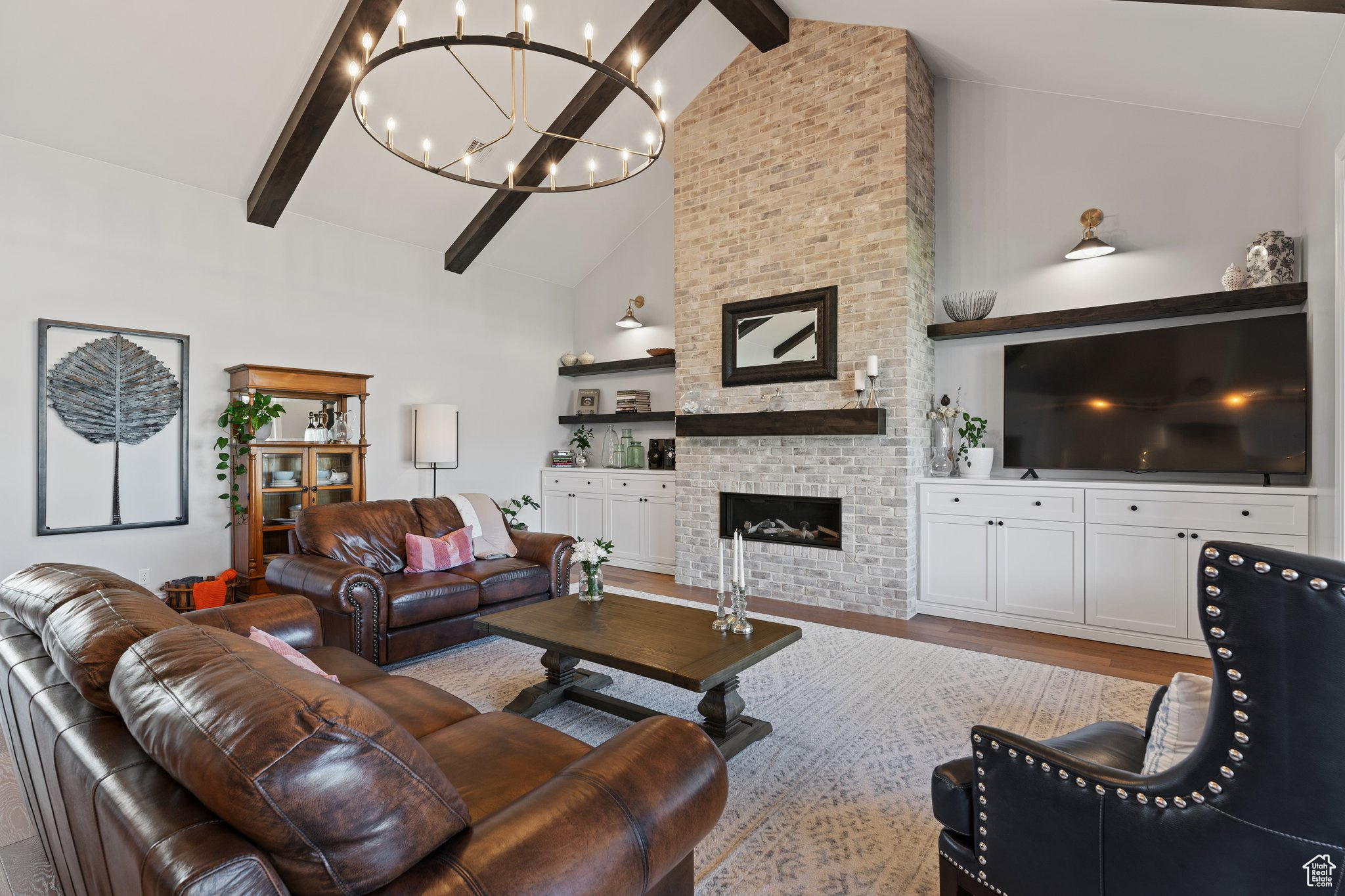 SADDLEBACK RIDGE - Residential