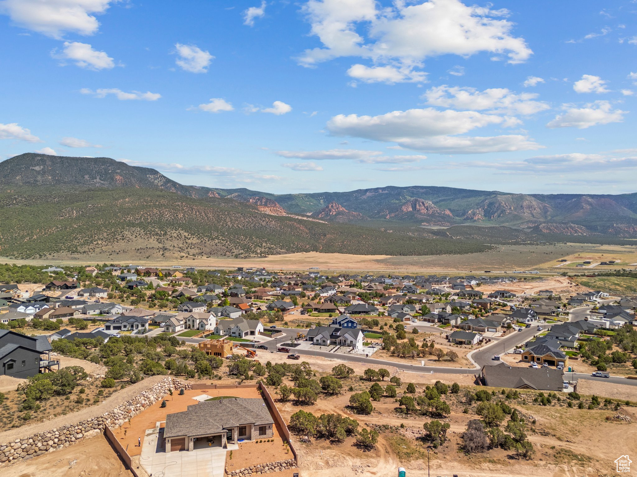 SADDLEBACK RIDGE - Residential