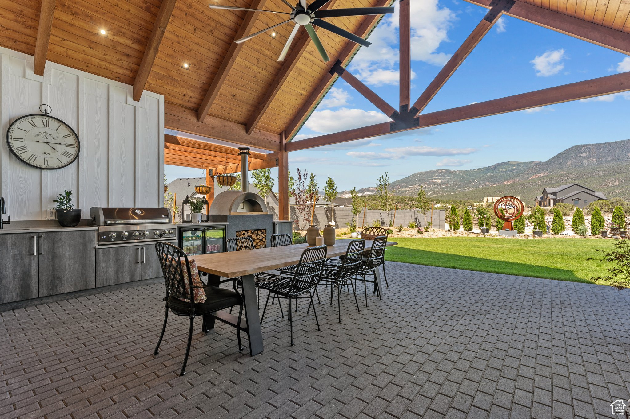 SADDLEBACK RIDGE - Residential