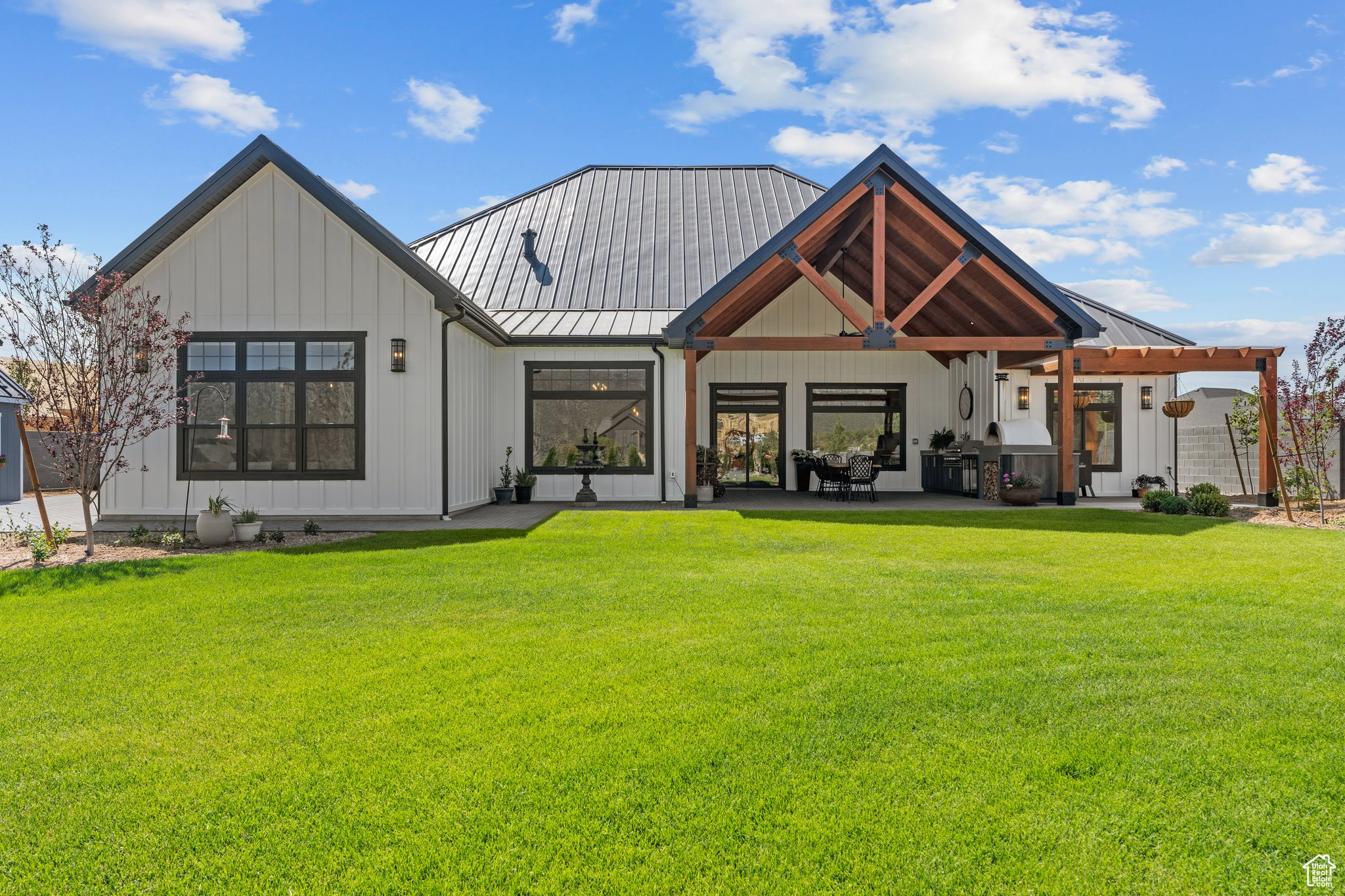 SADDLEBACK RIDGE - Residential
