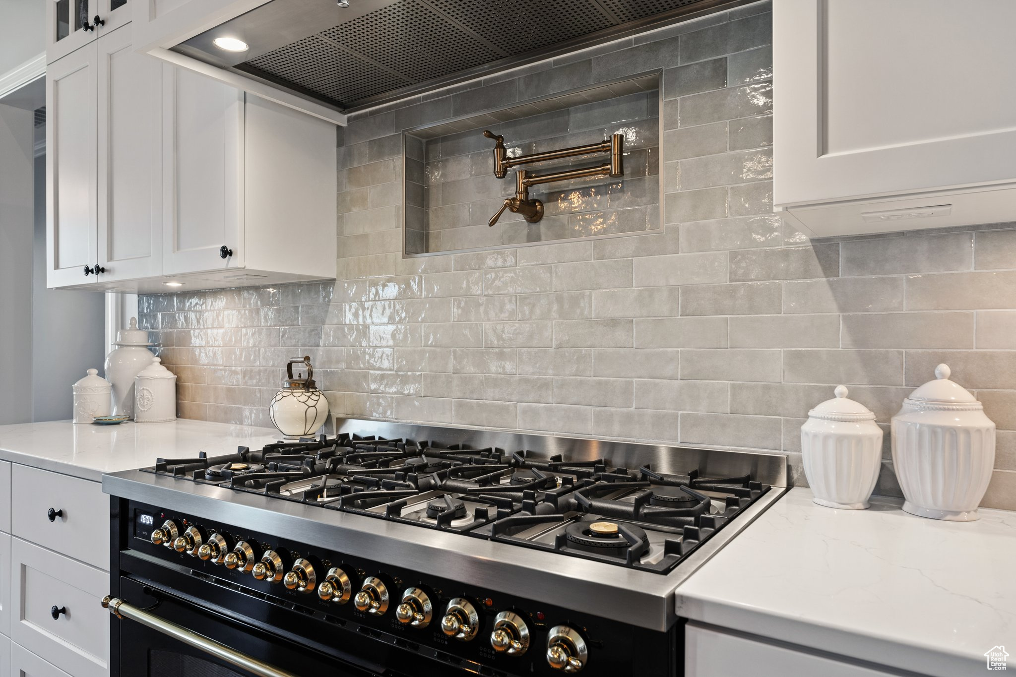 SADDLEBACK RIDGE - Residential