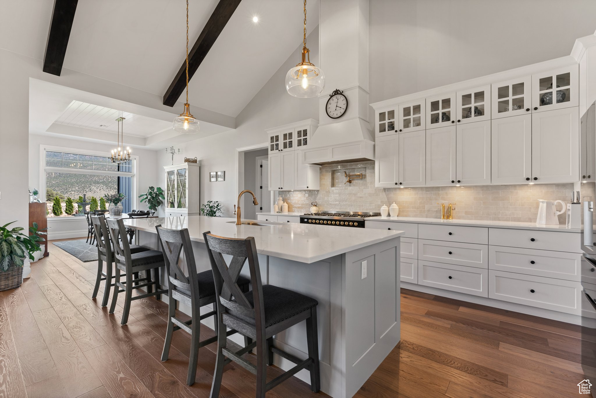 SADDLEBACK RIDGE - Residential