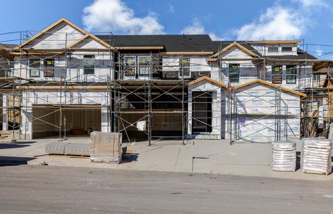 Photo of 1540 W BANNER DR #811, Saratoga Springs, UT 84045 (MLS # 2136006)