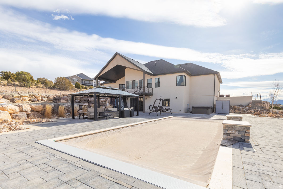 CROSS HOLLOW HILLS SUBDIVISION - Residential