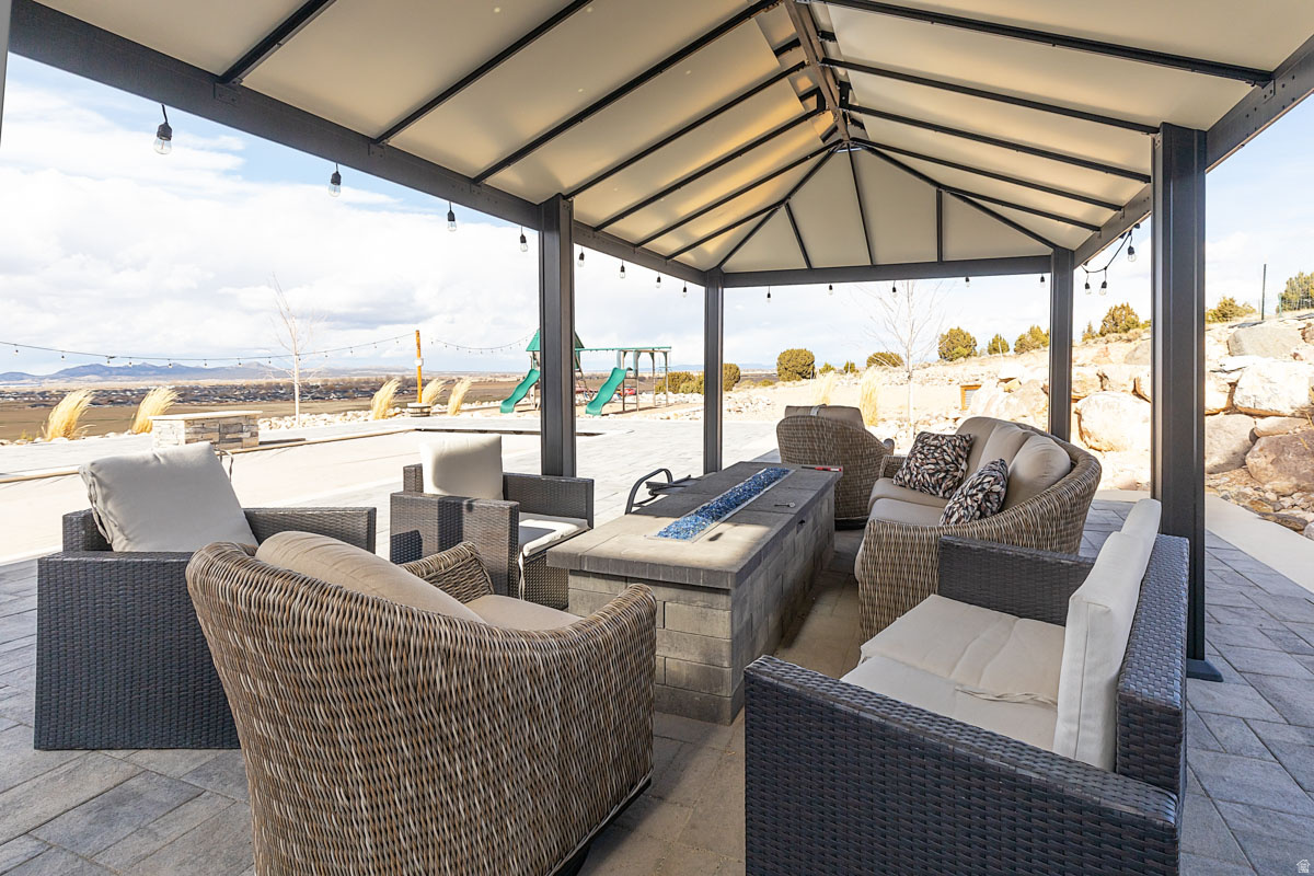 CROSS HOLLOW HILLS SUBDIVISION - Residential