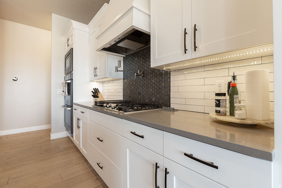 CROSS HOLLOW HILLS SUBDIVISION - Residential