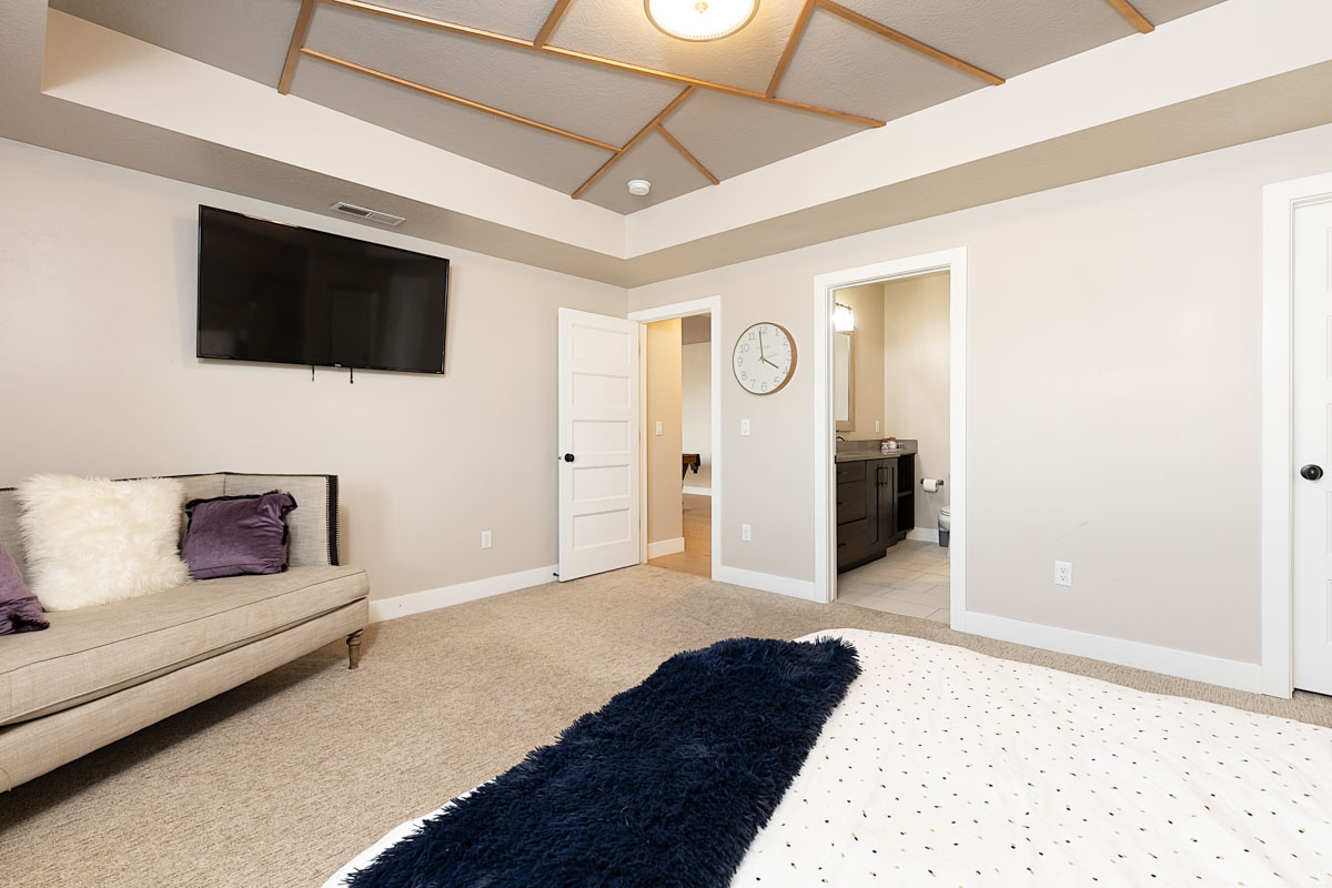 CROSS HOLLOW HILLS SUBDIVISION - Residential