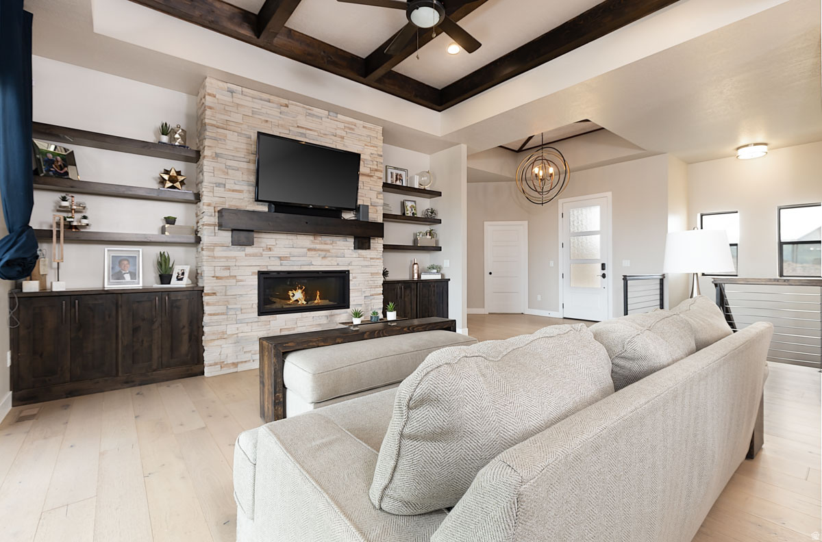 CROSS HOLLOW HILLS SUBDIVISION - Residential