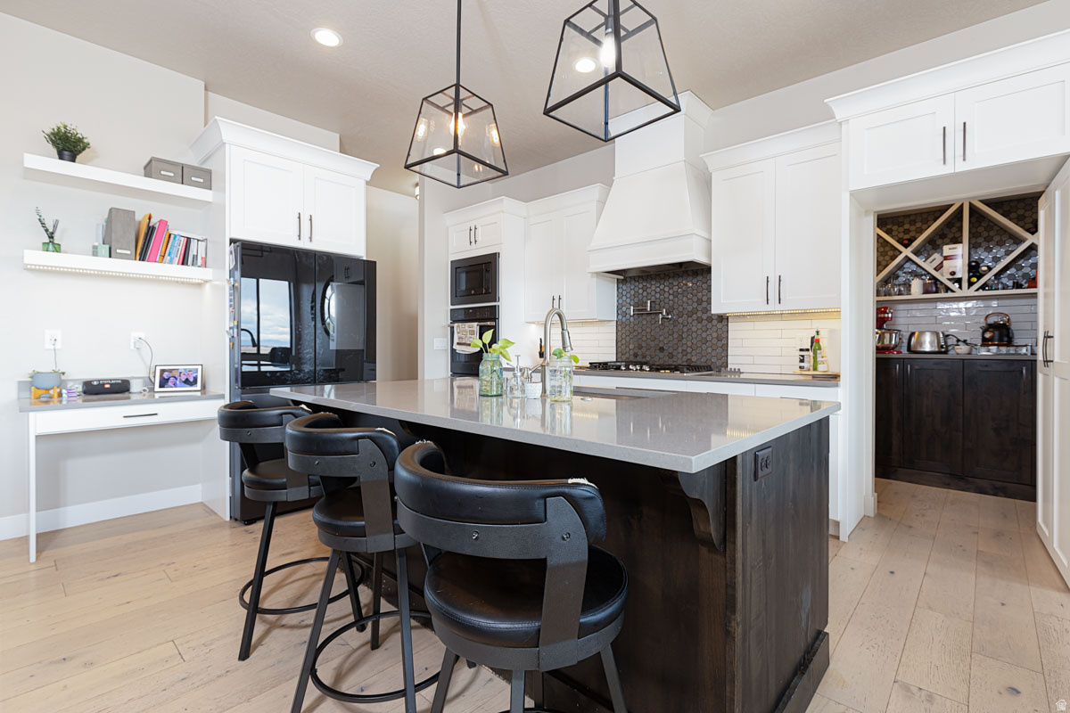 CROSS HOLLOW HILLS SUBDIVISION - Residential