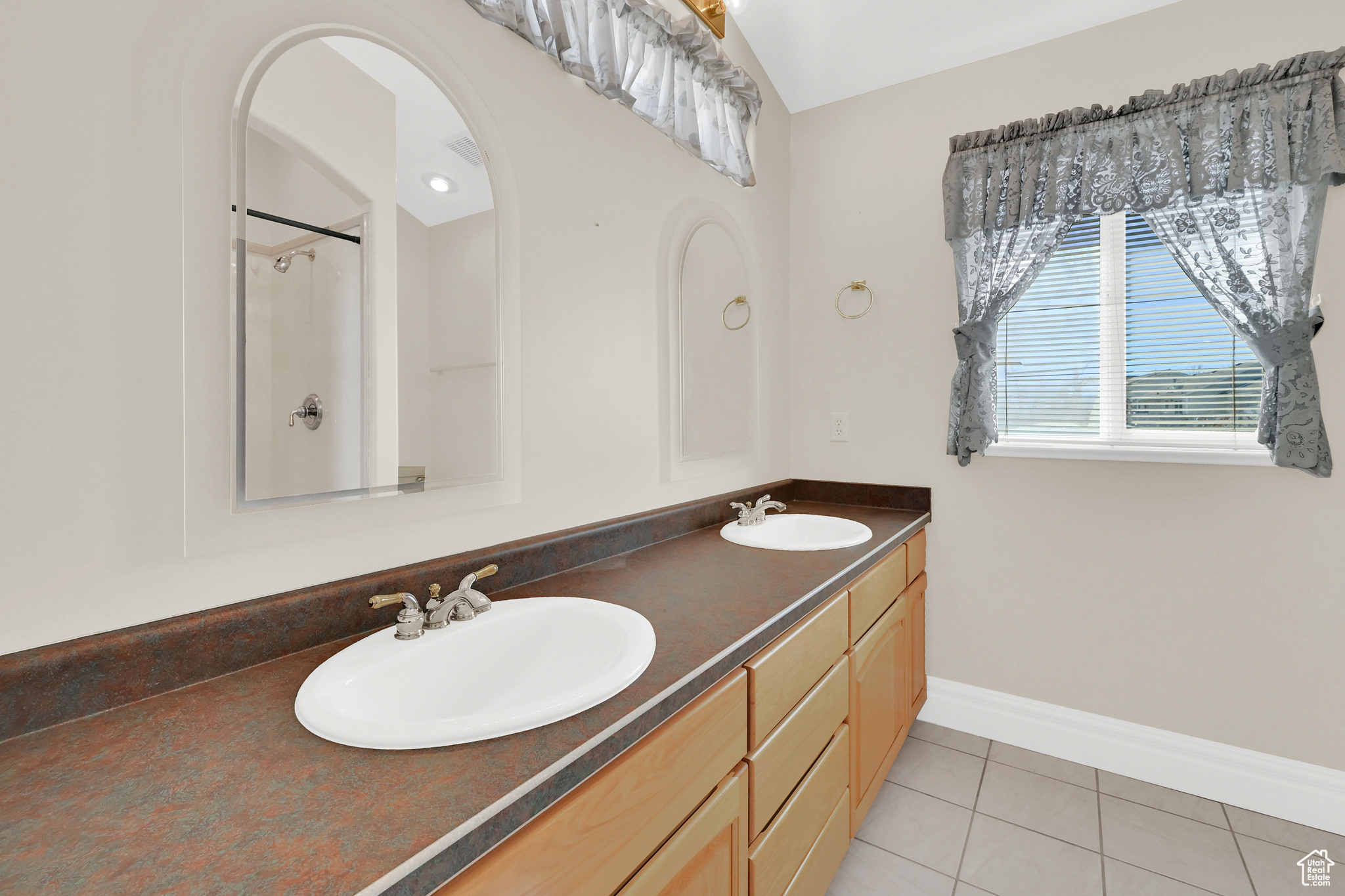 HIGH VALLEY - Residential