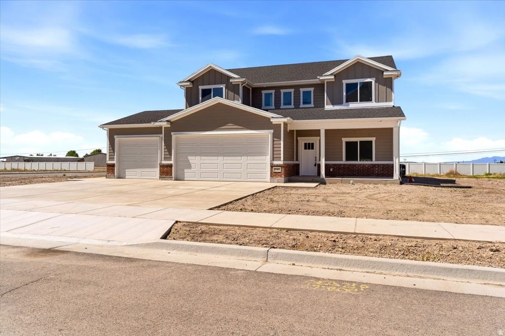 Photo of 1642 W 3125 N, Pleasant View, UT 84414 (MLS # 2161689)