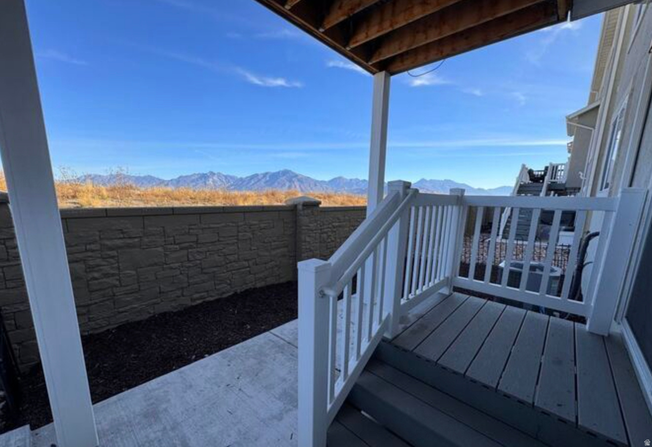 SKY RIDGE - Residential