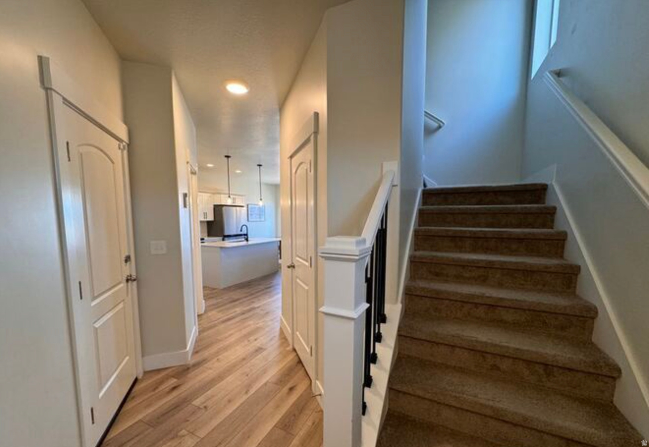 SKY RIDGE - Residential
