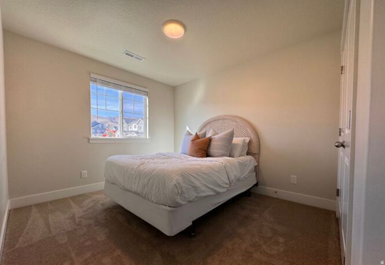 SKY RIDGE - Residential