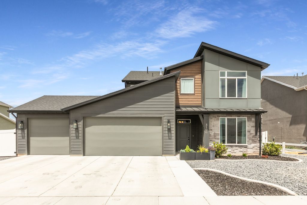 Photo of 3106 W 3150 N, Plain City, UT 84404 (MLS # 2170182)