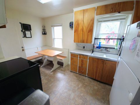 Tiny photo for 137 W 100 S, Spanish Fork, UT 84660 (MLS # 2155465)