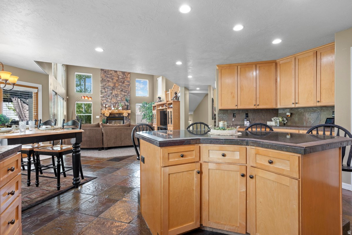 HILLSIDE HEIGHTS - Residential