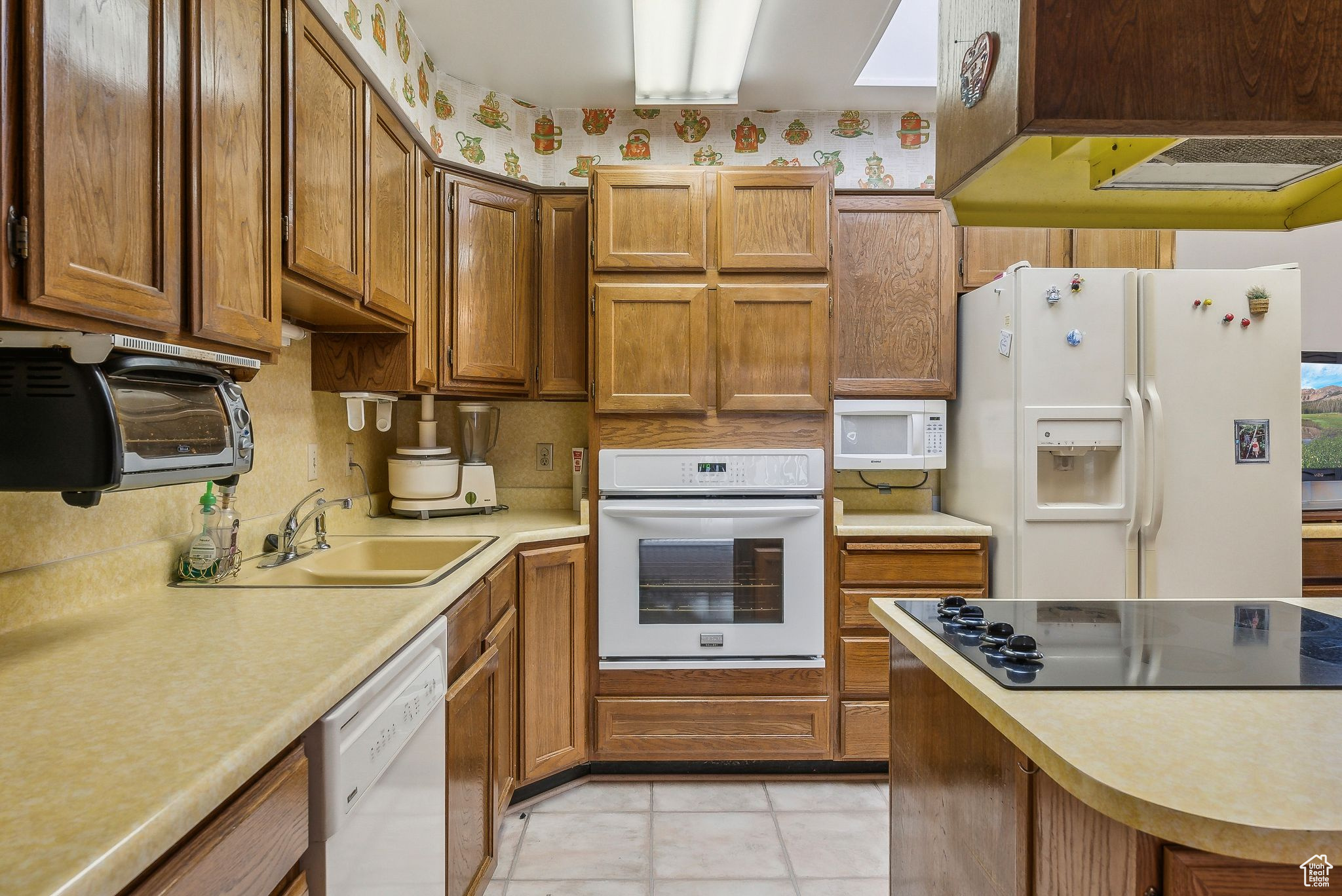 Taylorsville, Utah 84123, United States, 5 Bedrooms Bedrooms, ,3 BathroomsBathrooms,Residential,Active,118772