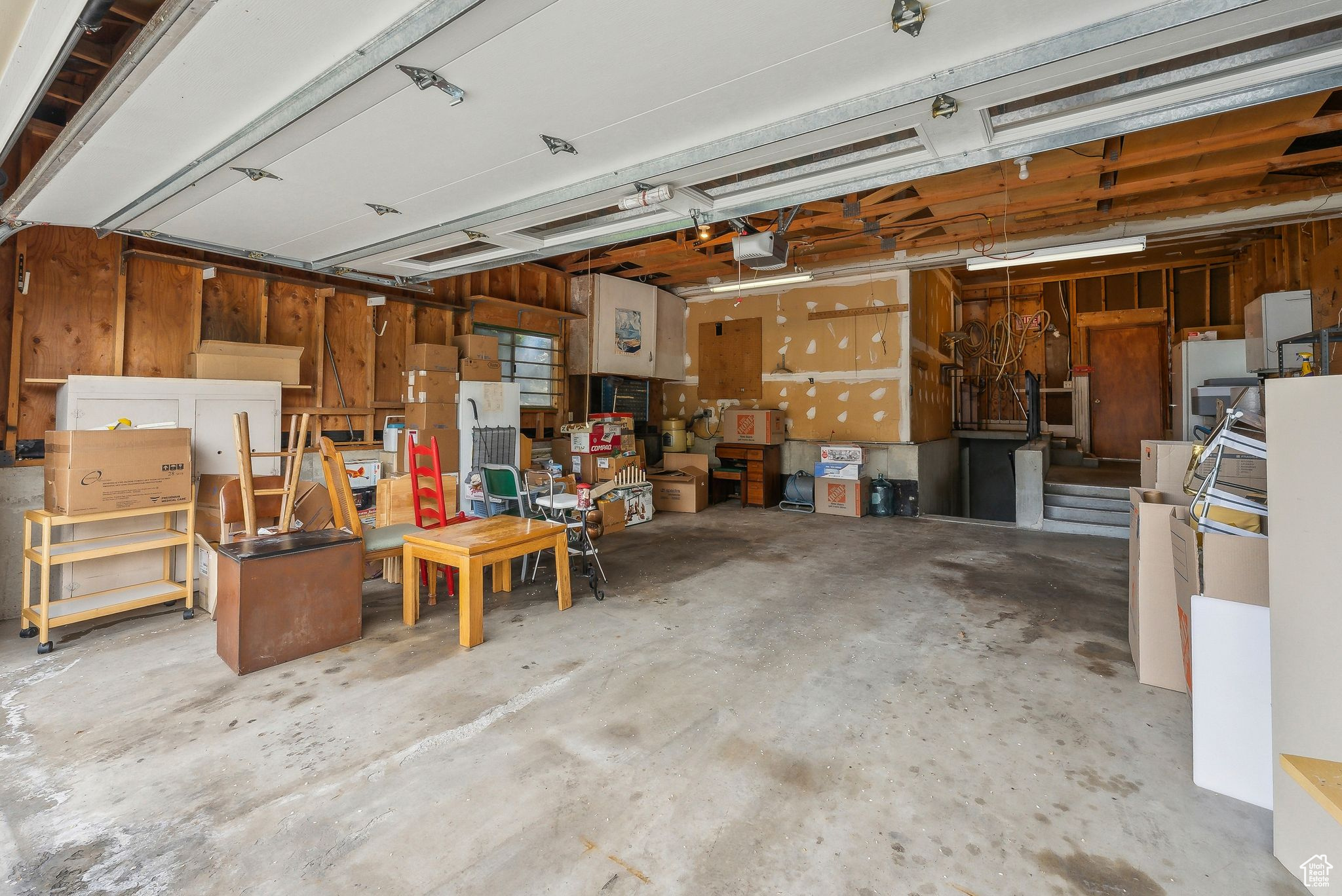 Taylorsville, Utah 84123, United States, 5 Bedrooms Bedrooms, ,3 BathroomsBathrooms,Residential,Active,118772