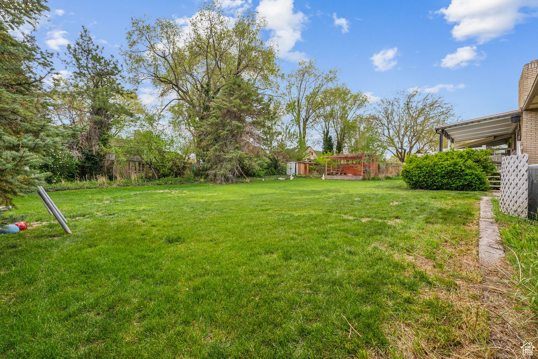 Taylorsville, Utah 84123, United States, 5 Bedrooms Bedrooms, ,3 BathroomsBathrooms,Residential,Active,118772