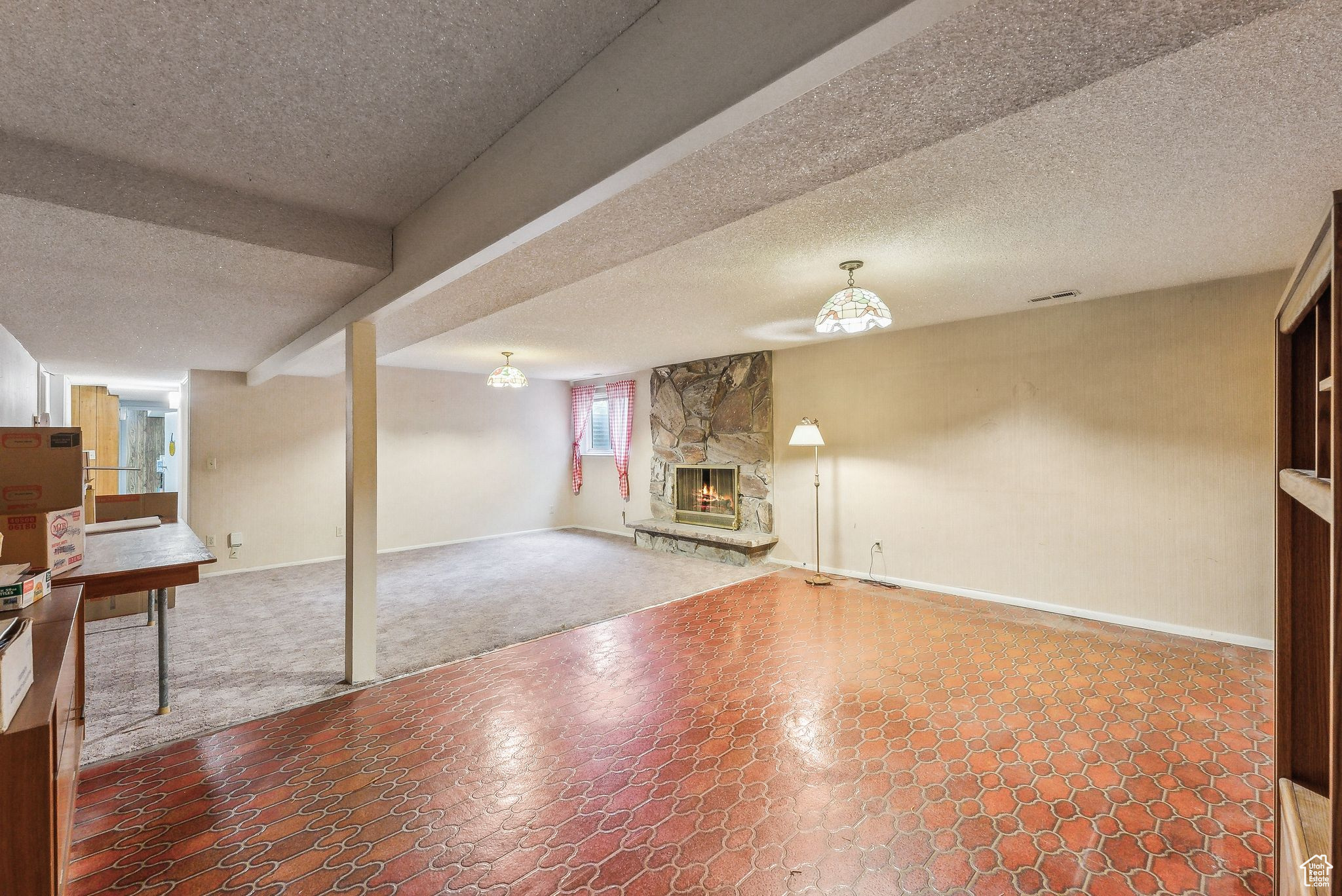 Taylorsville, Utah 84123, United States, 5 Bedrooms Bedrooms, ,3 BathroomsBathrooms,Residential,Active,118772