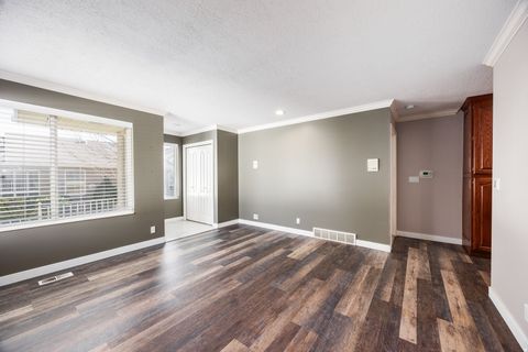 Tiny photo for 1598 W CORNERSTONE DR S, South Jordan, UT 84095 (MLS # 2134751)