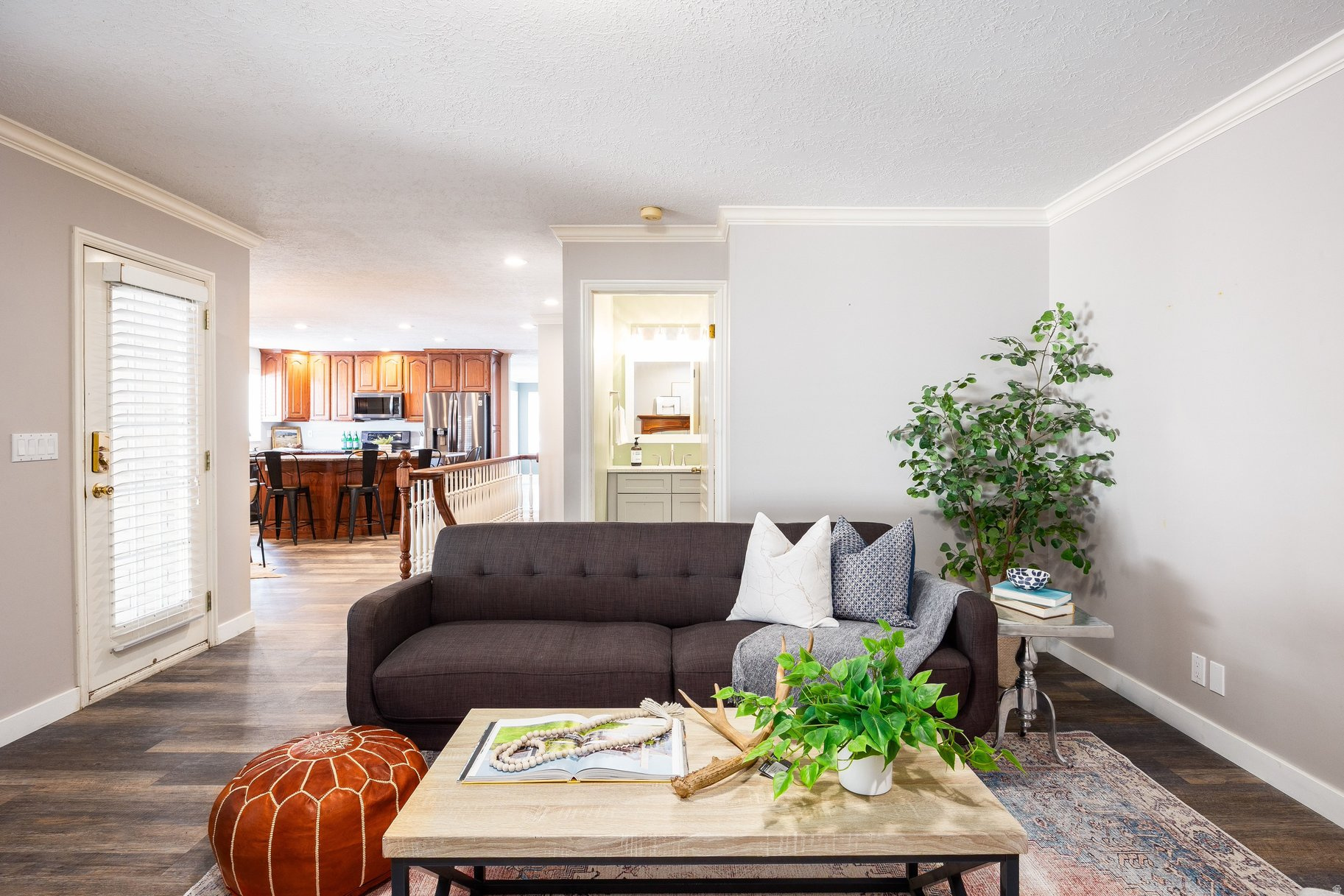 CORNERSTONE - Residential