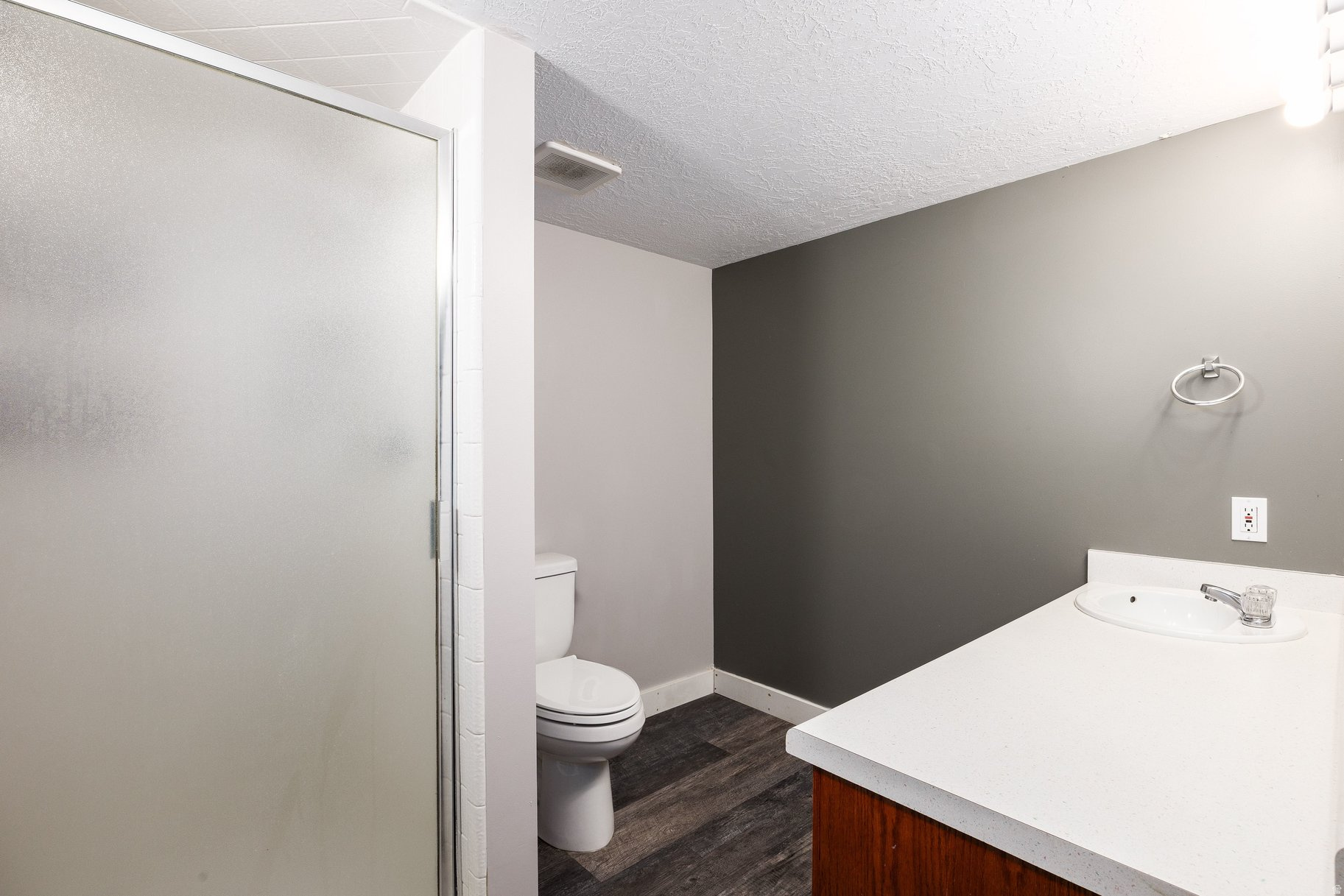 CORNERSTONE - Residential