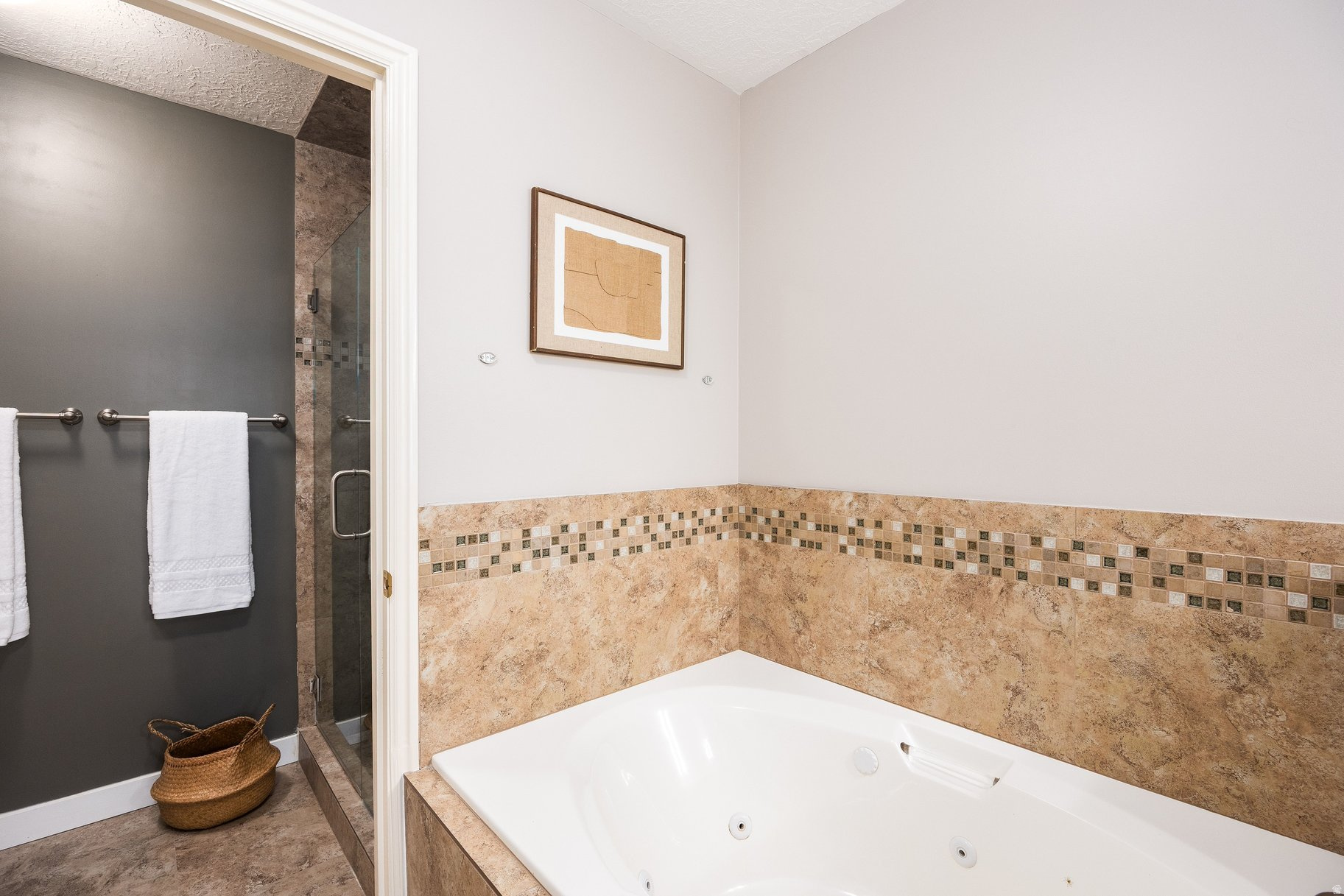 CORNERSTONE - Residential