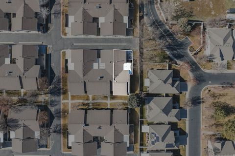 Tiny photo for 1598 W CORNERSTONE DR S, South Jordan, UT 84095 (MLS # 2134751)