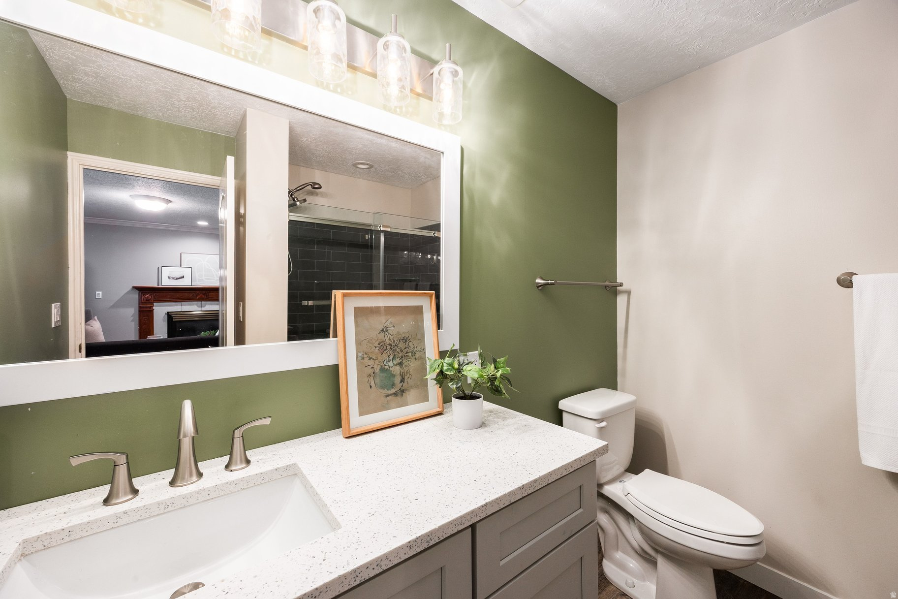 CORNERSTONE - Residential